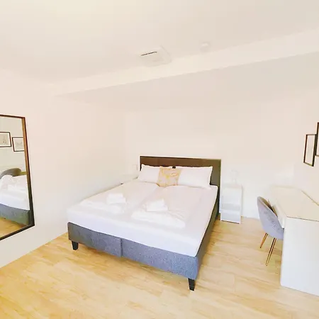 Contactless Self-check-in - Stayhere Studio 14