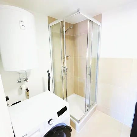 Contactless Self-check-in - Stayhere Studio 14 *